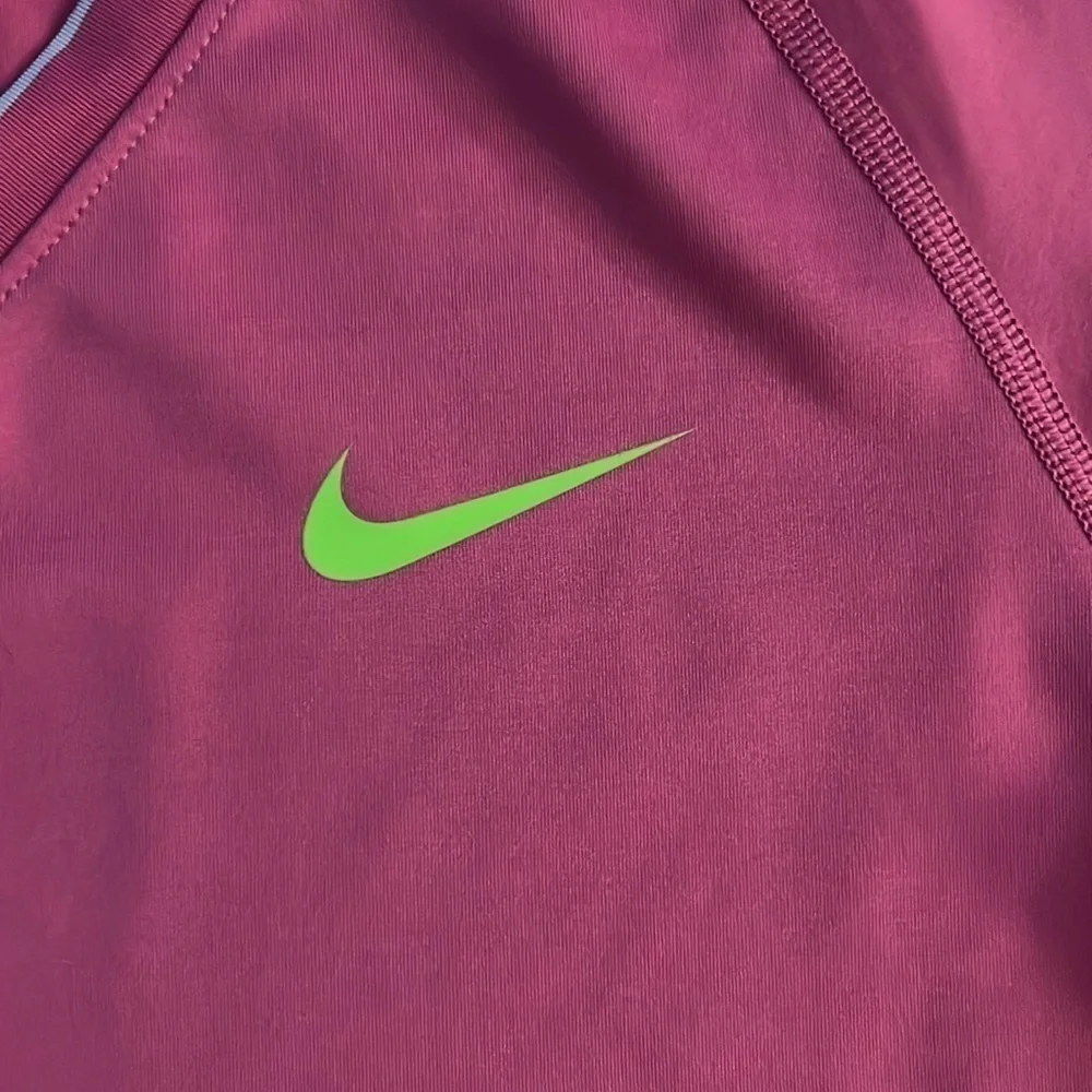 Nike Pro Athletic‎ Wear Shirt